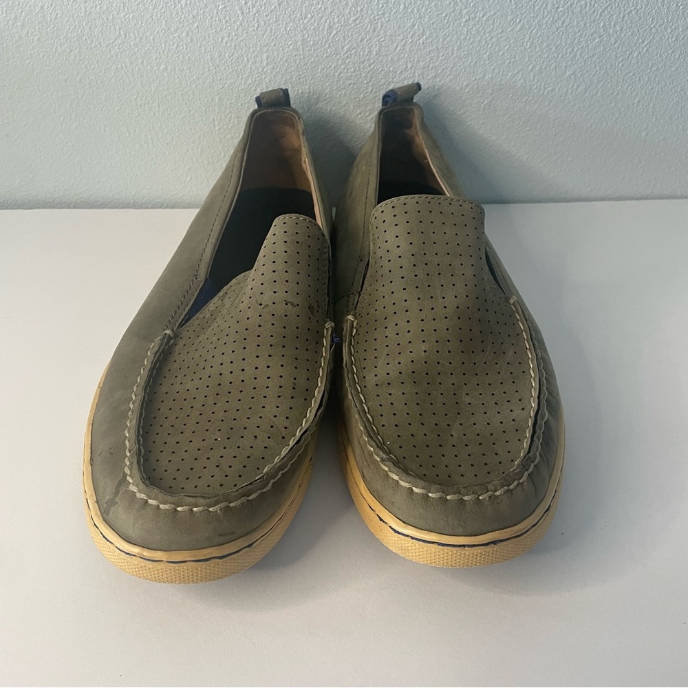 Tommy Bahama Men's Green Slip-On Loafers